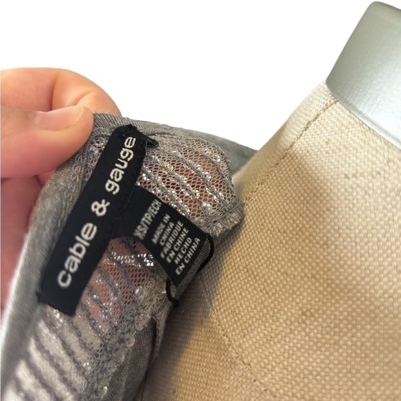 Cable & Gauge Gray Silver Sequin Blouse Dolman Open Slit Sleeve Size XS - Picture 13 of 14